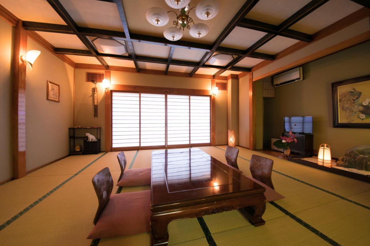 Hotel Housenkaku Бепу Екстериор снимка
