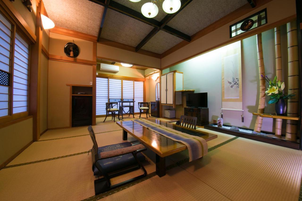 Hotel Housenkaku Бепу Екстериор снимка